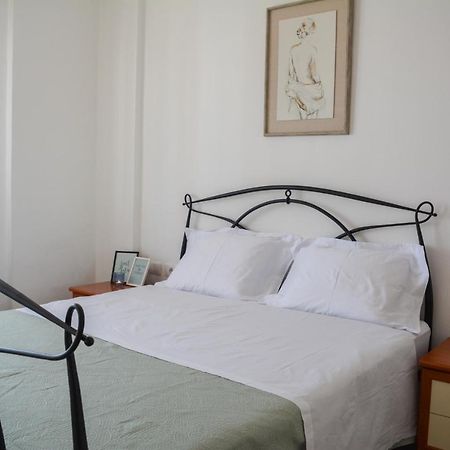 Moraceae Lovely Apartment Тирана Екстер'єр фото